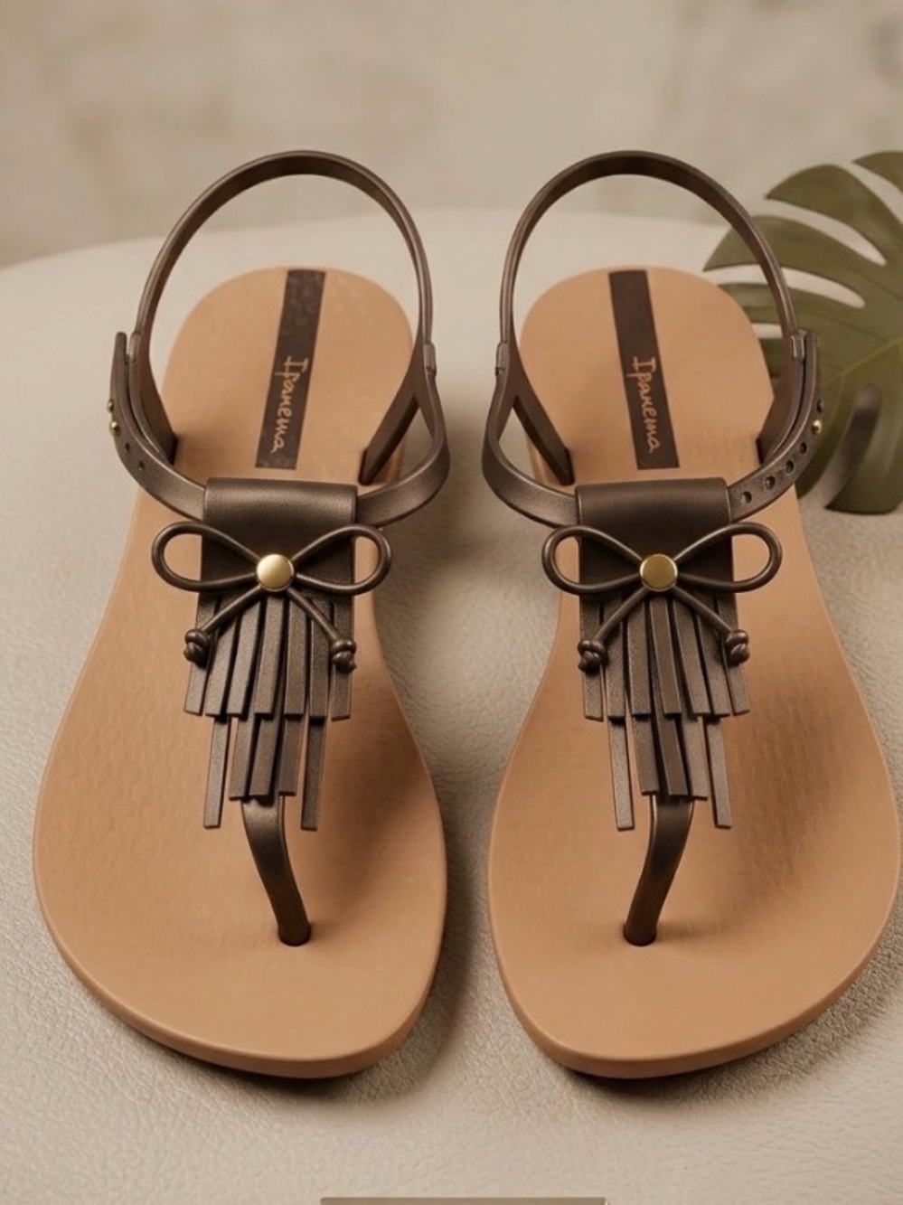 Ipanema Brown Bow Tassel Thong Sandals - Size 7